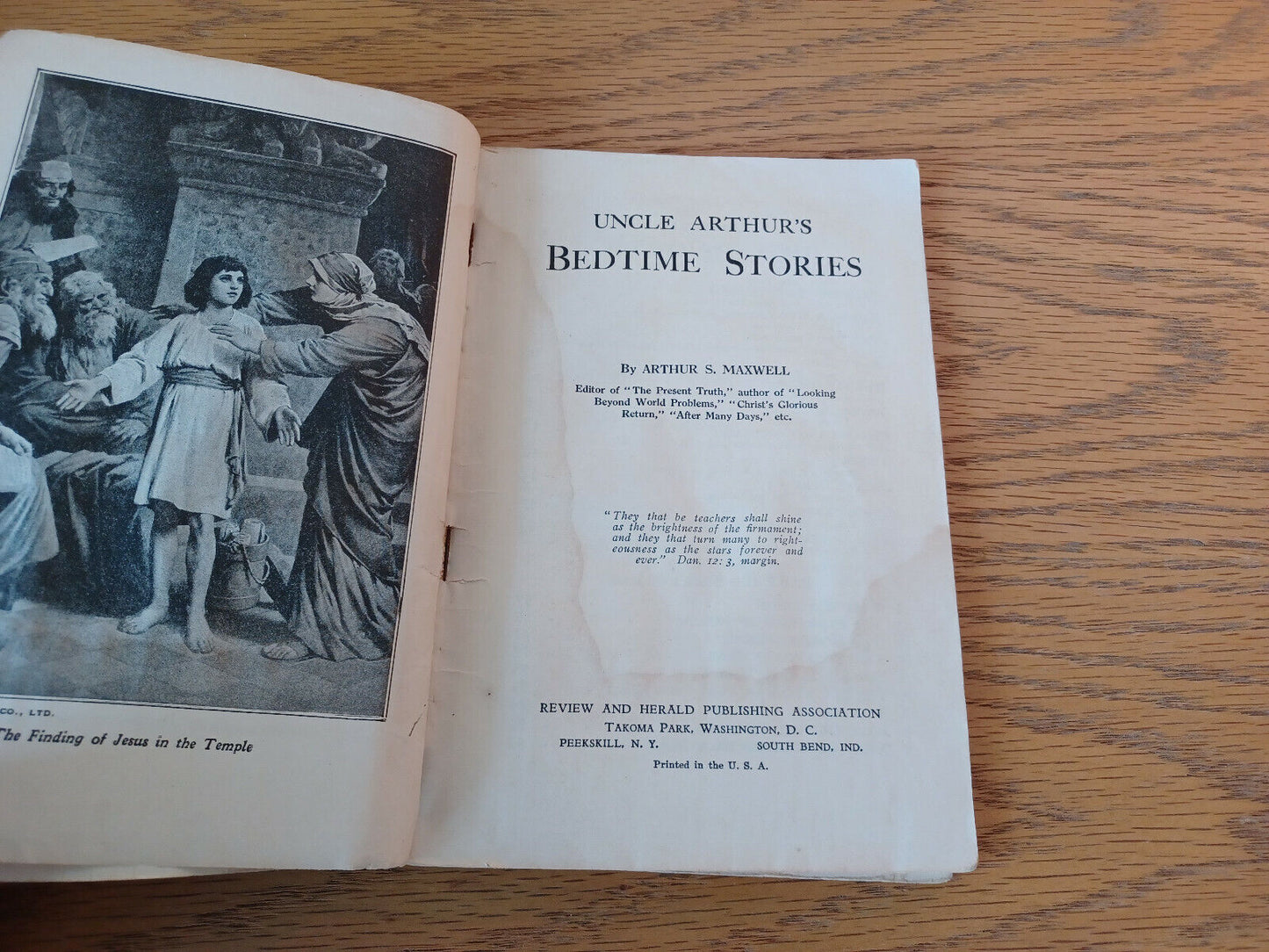 Uncle Arthur's Bedtime Stories First Series 1927 Arthur Maxwell Paperback