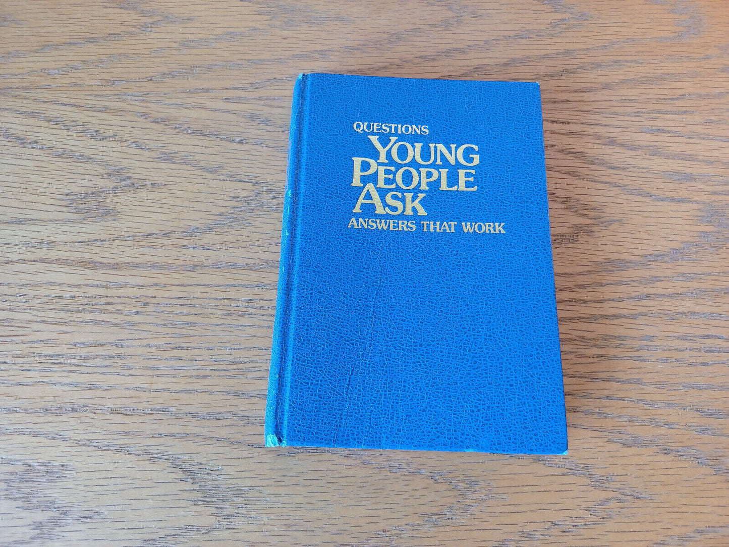 Questions Young People Ask Answers That Work 1989 Hardcover Watchtower Bible And