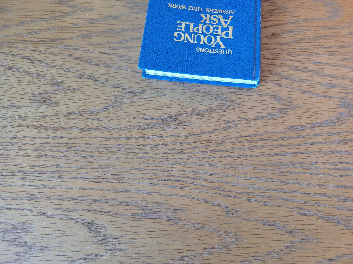 Questions Young People Ask Answers That Work 1989 Hardcover Watchtower Bible And