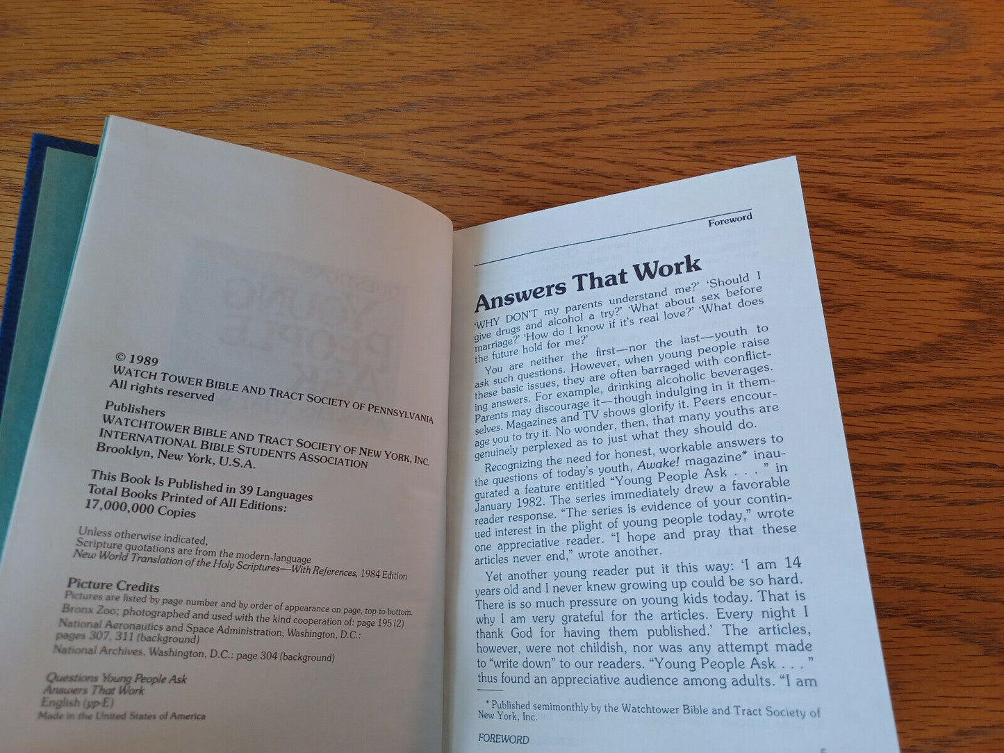 Questions Young People Ask Answers That Work 1989 Hardcover Watchtower Bible And