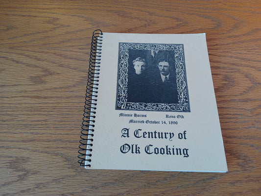 A Century Of Old Cooking Olk Family Reunion 1996 Cookbook