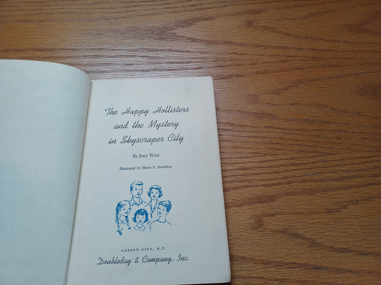 The Happy Hollisters and the Mystery in Skyscraper City by Jerry West 1959