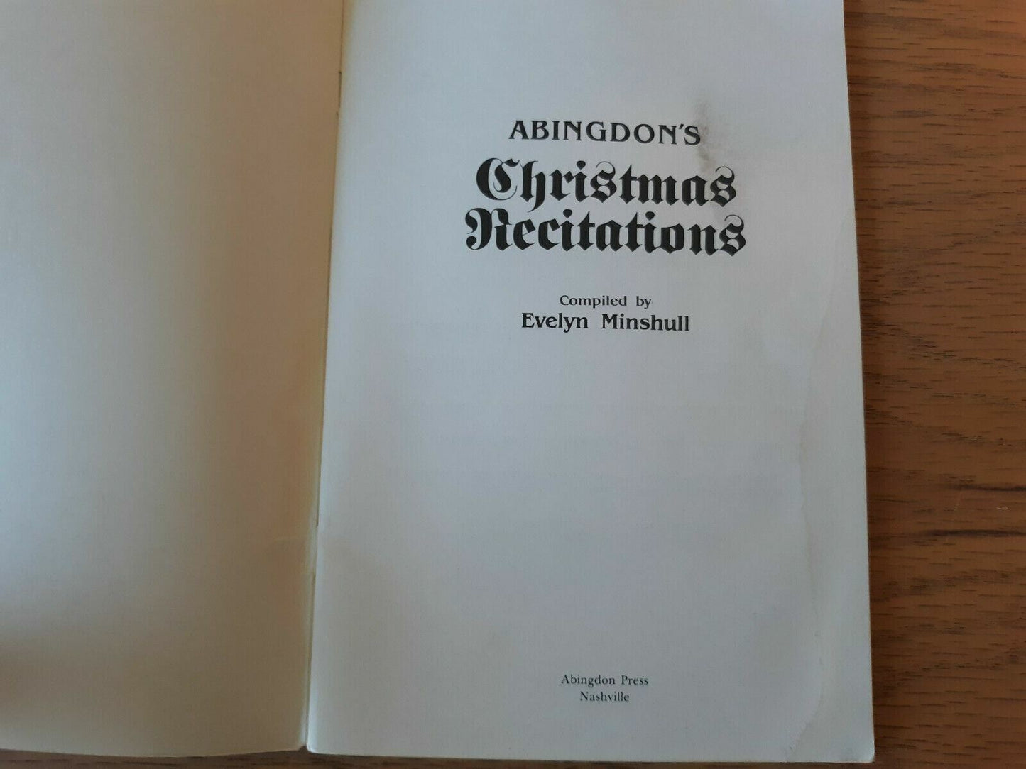 Abingdon's Christmas Recitations Paperback 1985 Evelyn Minshull