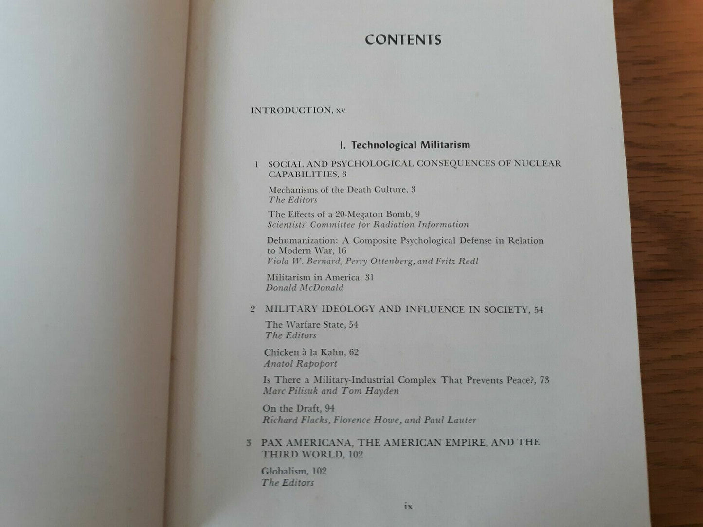 The Triple Revolution Emerging Social Problems in Depth 1971 Perrucci Pilisuk