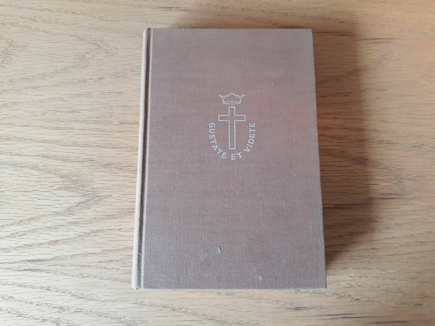 The mission of St. Catherine (Cross and crown series of spirituality) 1955