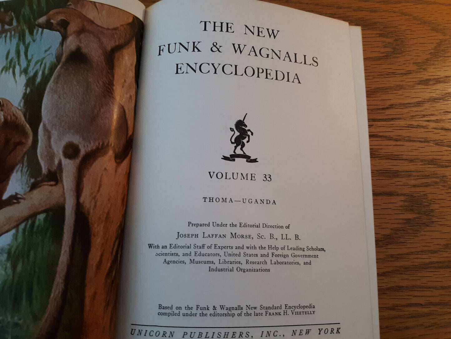 The New Funk & Wagnalls Encyclopedia 1954 Unicorn Pub Hardcover Volume 33